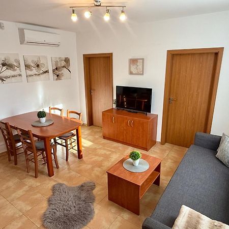 Penzion U zámeckého parku Třeboň Extérieur photo