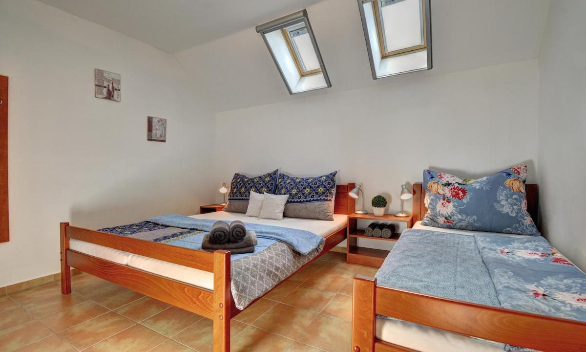 Penzion U zámeckého parku Třeboň Extérieur photo